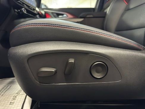 Used 2024 Chevrolet Equinox EV RS image 16