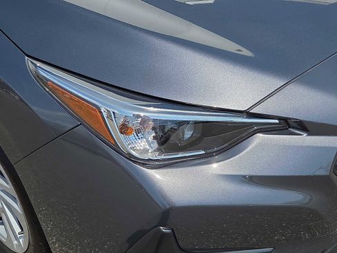 Certified 2025 Subaru Impreza 2.0i image 9