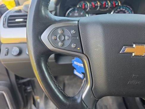 Used 2019 Chevrolet Suburban LT AWD/4WD image 11