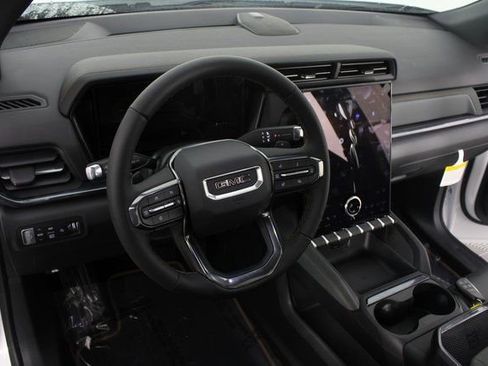 New 2026 GMC Terrain AT4 w/ Convenience Package III image 10