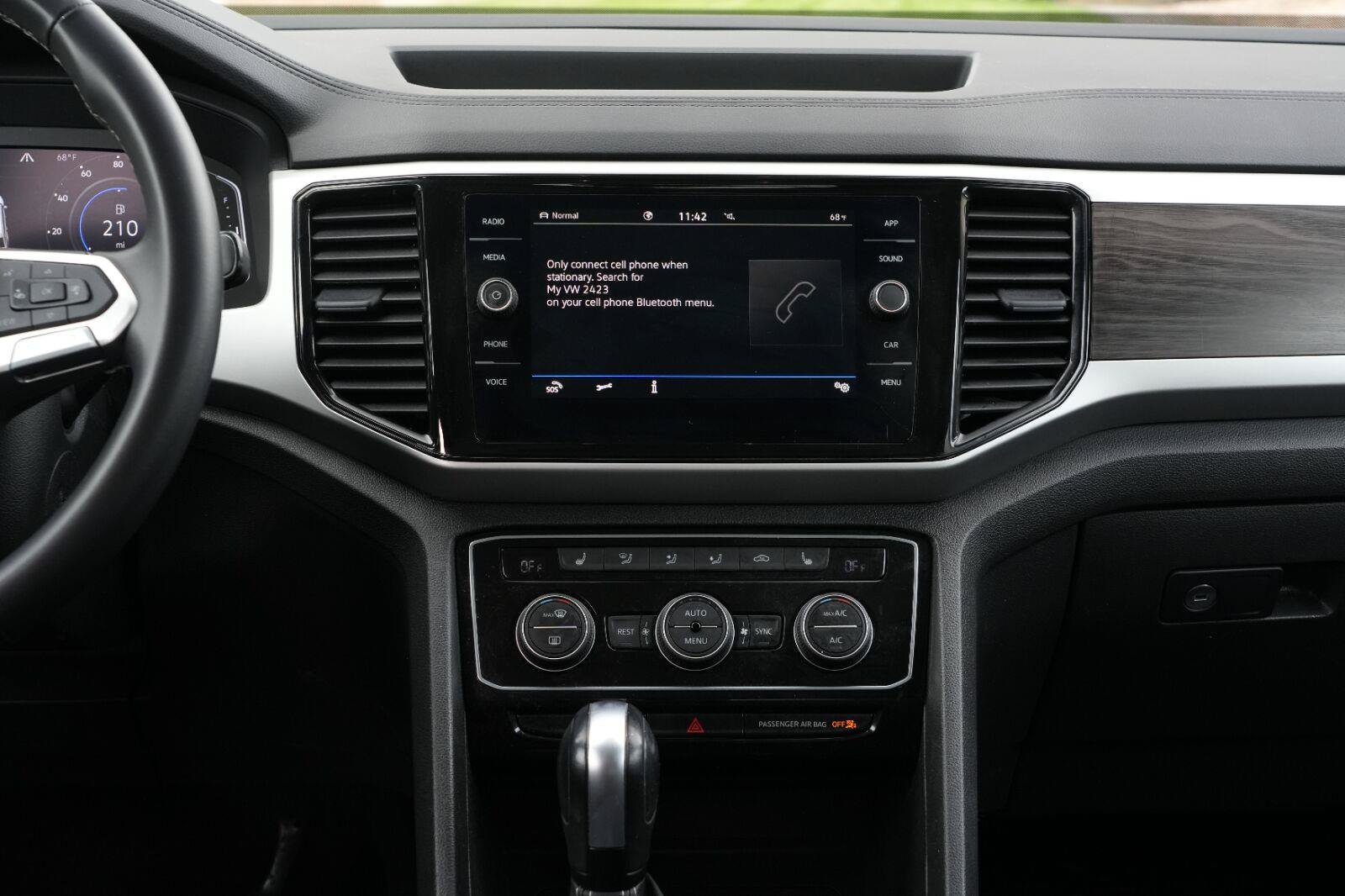 Used 2023 Volkswagen Atlas SE AWD/4WD image 22
