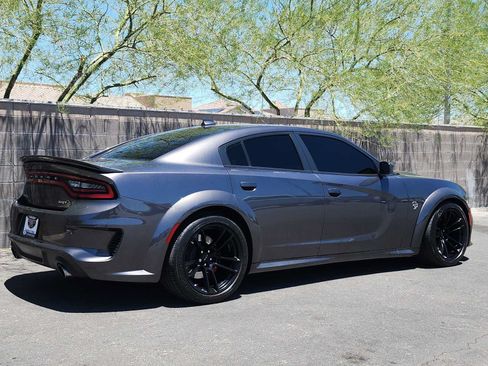 Used 2022 Dodge Charger SRT Hellcat w/ Harman/Kardon Audio Group RWD image 8