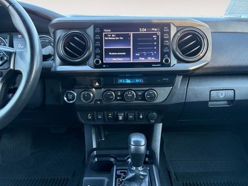 Used 2021 Toyota Tacoma TRD Off-Road image 6