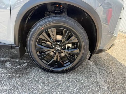 Certified 2023 Nissan Rogue SV w/ SV Premium B Package AWD/4WD image 14