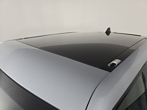 Used 2022 Rivian R1T Adventure image 13