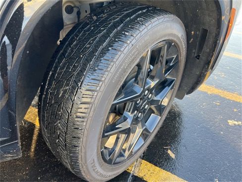 Used 2024 Chevrolet Traverse RS w/ LPO, Floor Liner Package image 39