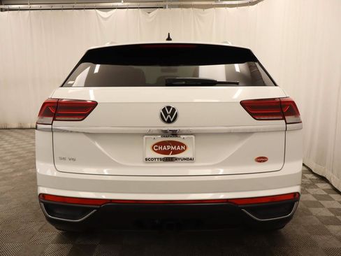 Used 2023 Volkswagen Atlas Cross Sport SE FWD image 5