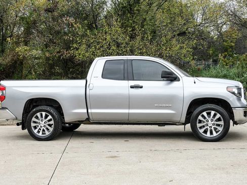 Used 2018 Toyota Tundra SR5 image 7