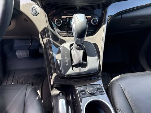 Used 2015 Ford Escape Titanium FWD image 16