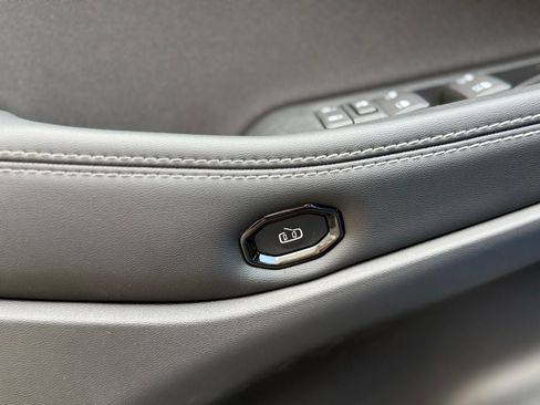 New 2026 Jeep Cherokee Laredo AWD/4WD image 11