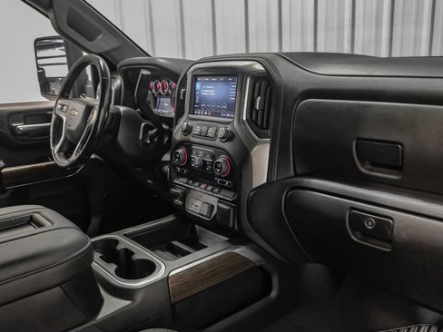Used 2022 Chevrolet Silverado 2500 LT w/ Convenience Package AWD/4WD image 13