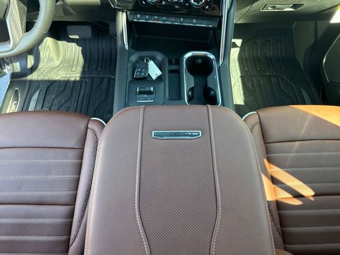 New 2026 GMC Sierra 2500 Denali Ultimate AWD/4WD image 15