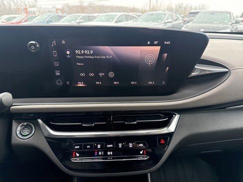 Certified 2024 Buick Envista Avenir image 22