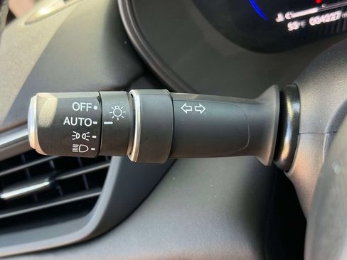 Certified 2025 Acura TLX w/ Technology Package FWD image 27