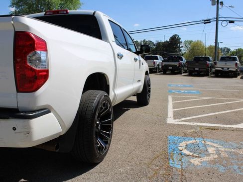 Used 2017 Toyota Tundra Limited image 35