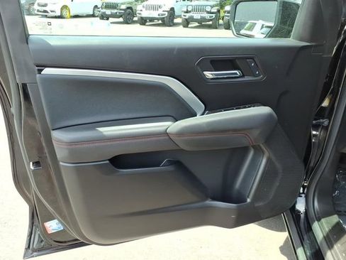 Used 2023 Chevrolet Colorado Z71 w/ Z71 Convenience Package 2 AWD/4WD image 16