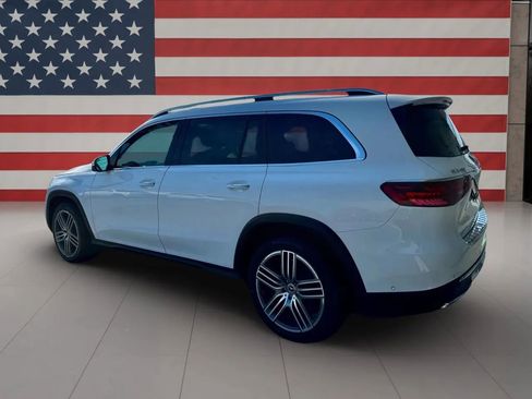 Used 2024 Mercedes-Benz GLS 450 4MATIC image 4