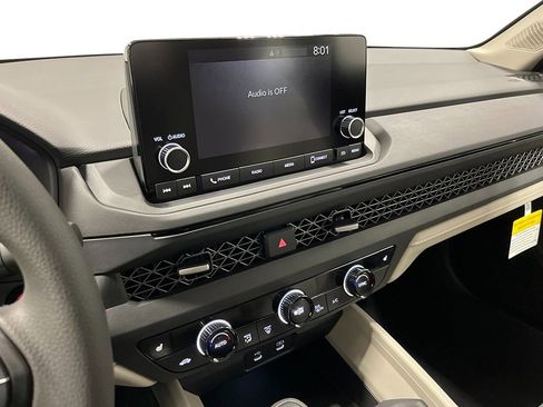 New 2025 Honda Accord SE image 19