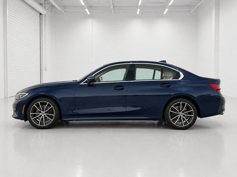 Used 2019 BMW 330i Sedan w/ Driving Assistance Package RWD image 9
