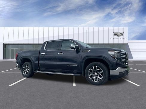 Used 2024 GMC Sierra 1500 SLT w/ SLT Premium Plus Package AWD/4WD image 1