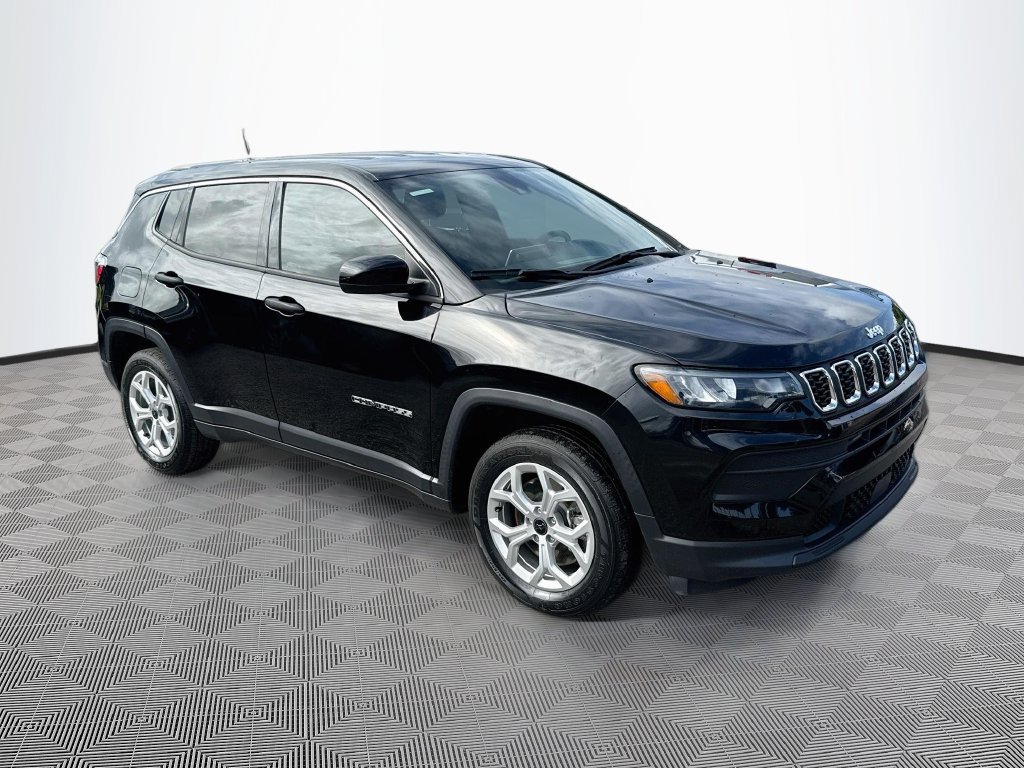 Used 2025 Jeep Compass Sport AWD/4WD image 4