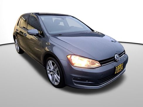 Used 2017 Volkswagen Golf SEL image 8