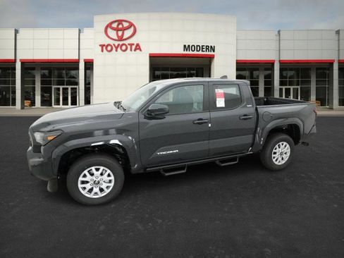 New 2025 Toyota Tacoma SR5 image 7