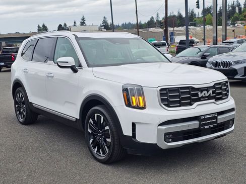 Used 2024 Kia Telluride SX Prestige AWD/4WD image 3