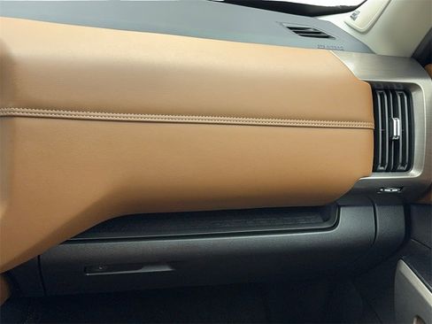 Used 2024 Nissan Pathfinder Platinum w/ Cargo Package image 20