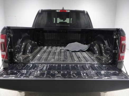 Used 2023 RAM 1500 Laramie AWD/4WD image 5