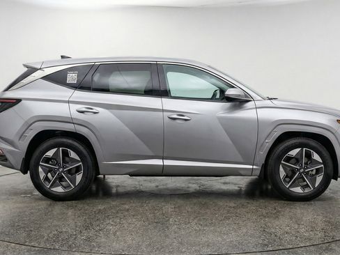Used 2025 Hyundai Tucson SEL image 11