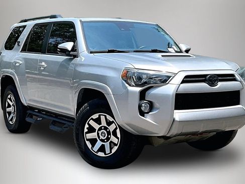 Used 2020 Toyota 4Runner TRD Off-Road Premium w/ Moonroof Package AWD/4WD image 2