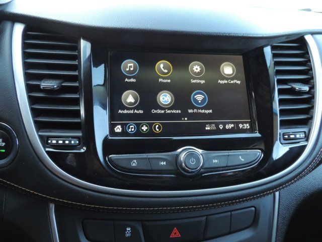 Used 2018 Chevrolet Trax LT w/ LT Convenience Package FWD image 21