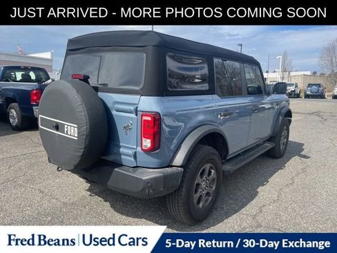 Used 2024 Ford Bronco Big Bend image 3