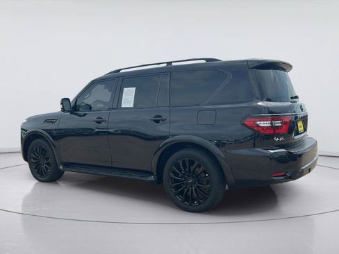 Used 2022 Nissan Armada Platinum w/ Captain's Chairs Package AWD/4WD image 4