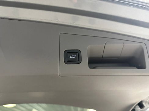 Certified 2023 Cadillac XT5 Premium Luxury image 29