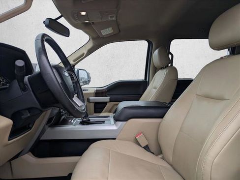 Used 2015 Ford F150 Lariat image 15