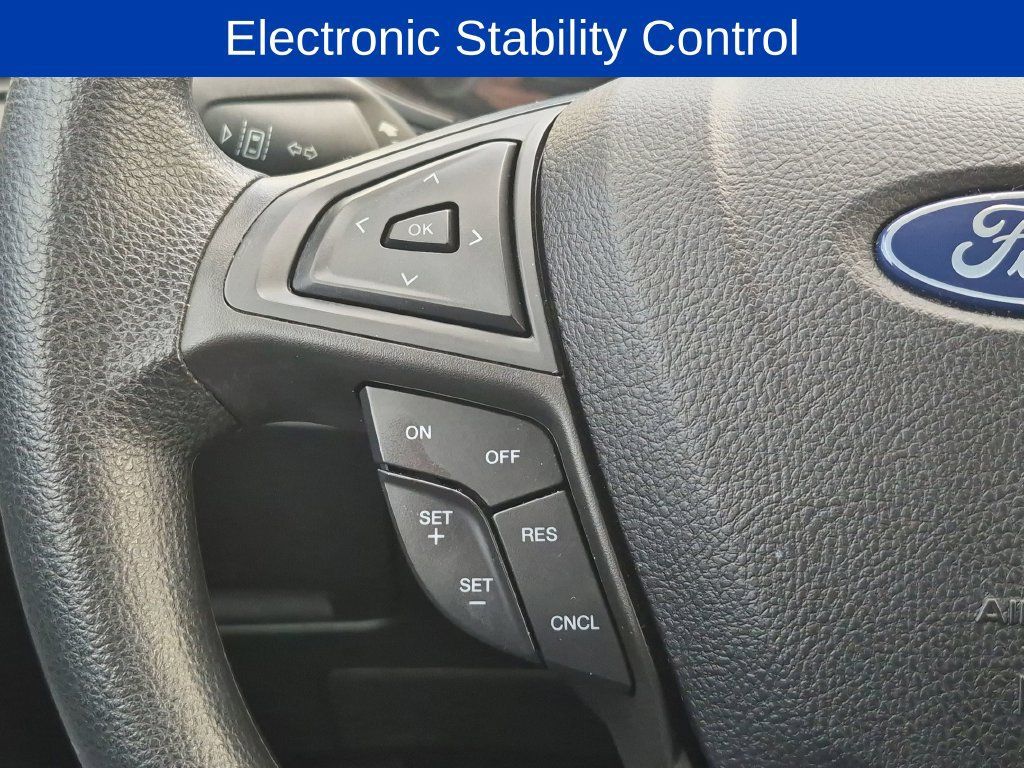 Used 2022 Ford Edge SE w/ Black Appearance Package AWD/4WD image 13