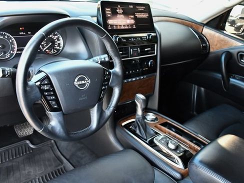 Used 2022 Nissan Armada SL w/ Captain's Chairs Package AWD/4WD image 16