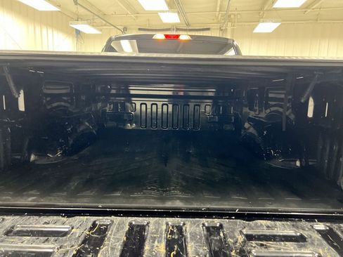 Used 2020 Ford F150 XLT image 23