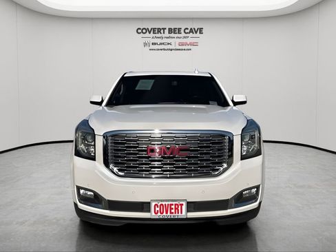 Used 2018 GMC Yukon Denali w/ Open Road Package image 2