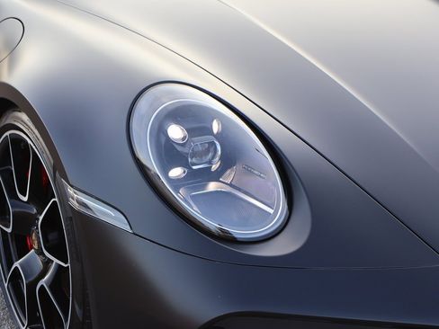 Used 2021 Porsche 911 Turbo image 14