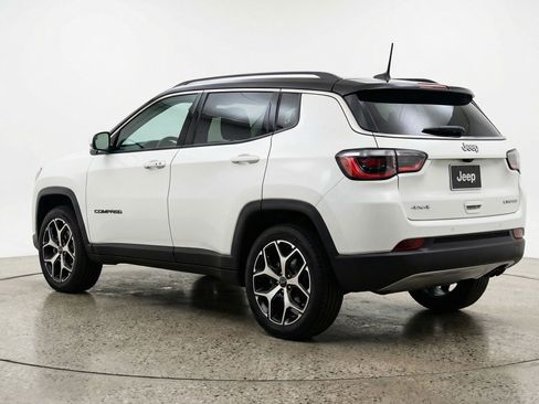 Used 2025 Jeep Compass Limited AWD/4WD image 6