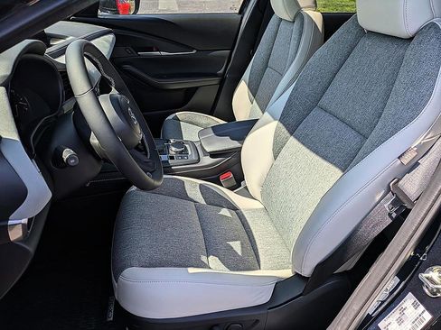 New 2026 MAZDA CX-30 Aire Edition image 13