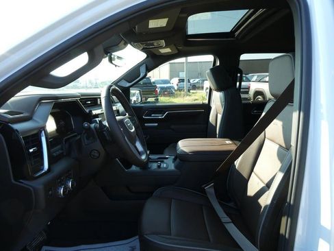 New 2026 GMC Sierra 1500 Denali AWD/4WD image 17