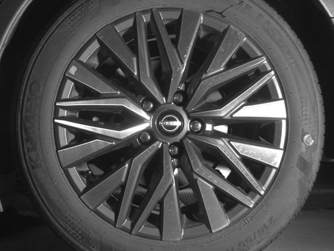 Used 2025 Nissan Altima 2.5 SV image 14