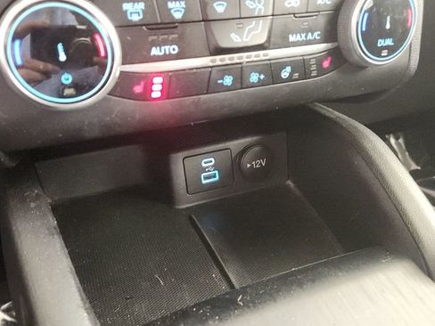 Used 2023 Ford Escape Active image 16