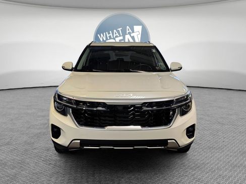 Used 2024 Kia Seltos S AWD/4WD image 9