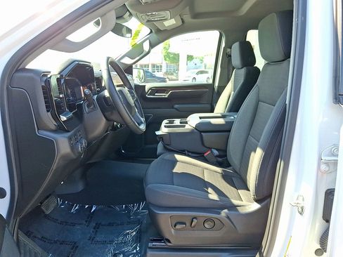 Used 2024 Chevrolet Silverado 1500 LT AWD/4WD image 13