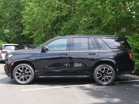 Certified 2022 Chevrolet Tahoe RST w/ Sport Performance Package AWD/4WD image 4